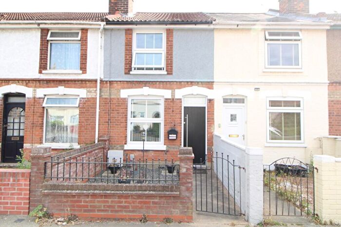 2 Bedroom Terraced House To Rent In Fingringhoe Road, Colchester, CO2