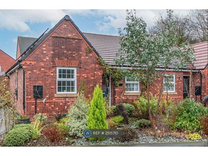 2 Bedroom Bungalow To Rent In Whetstone Street, Redditch, B98