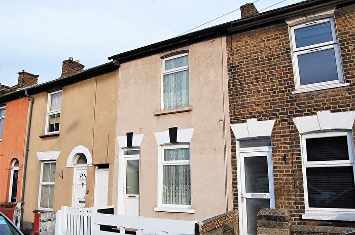 2 Bedroom Terraced House To Rent In James Street, Gillingham, ME7