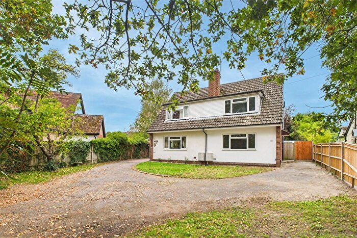 3 Bedroom Semi-Detached House For Sale In Watmore Lane, Winnersh, Wokingham, Berkshire, RG41