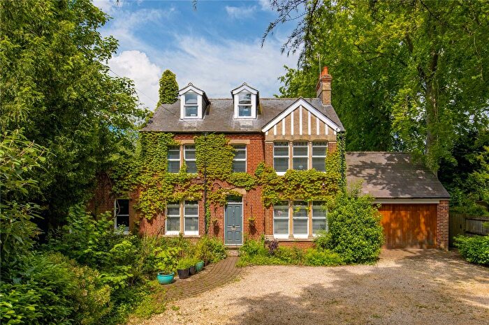 4 Bedroom Detached House For Sale In Coppice Avenue, Great Shelford, Cambridge, Cambridgeshire, CB22