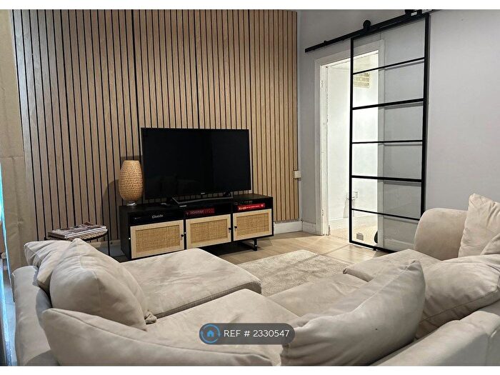 3 Bedroom Terraced House To Rent In Whitehorse Road, Thornton Heath, CR7