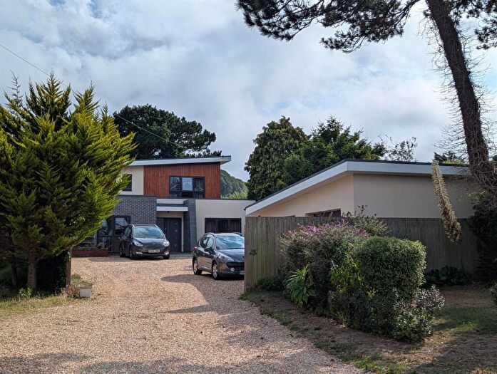 6 Bedroom Detached House For Sale In Victoria Avenue, Shanklin, PO37