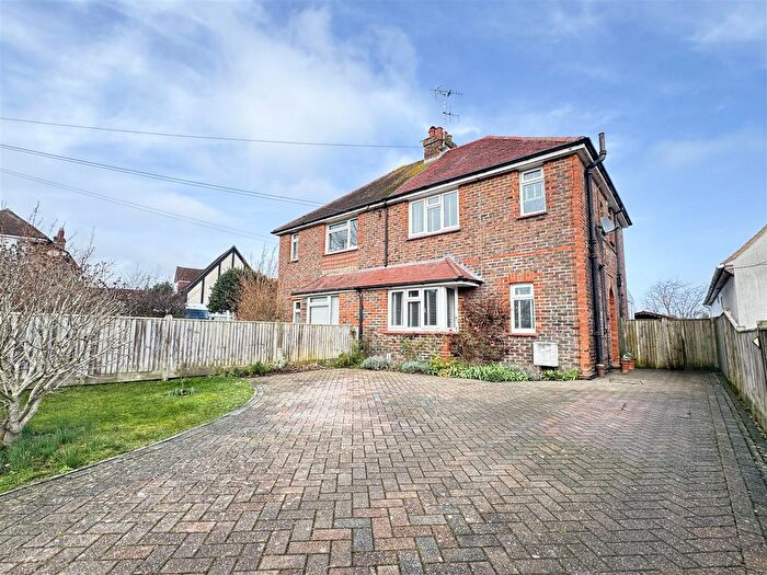 3 Bedroom Semi-detached House For Sale In Wannock Avenue, Eastbourne, BN20