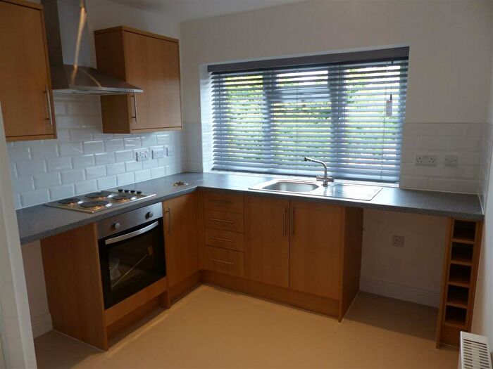 2 Bedroom Apartment To Rent In Pershore Road South, Kings Norton, Birmingham, B30