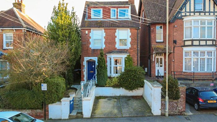 5 Bedroom Detached House For Sale In Nunnery Fields, Canterbury, CT1