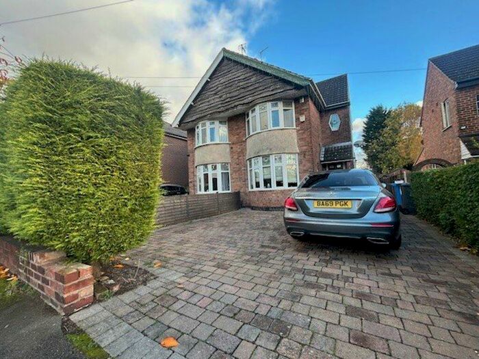 3 Bedroom House To Rent In Viewing Essential !!, DE21