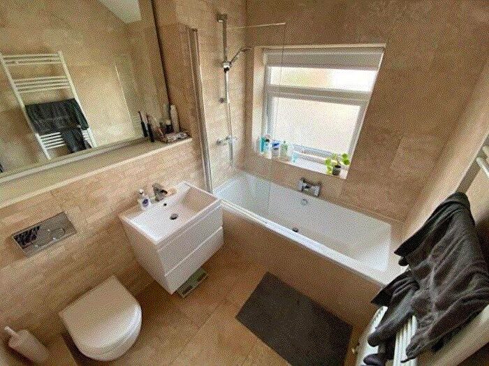 2 Bedroom Apartment To Rent In De Beauvoir Town, North London, N1