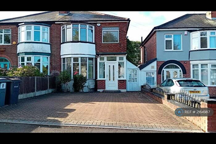 3 Bedroom Semi-Detached House To Rent In Ridgacre Road, Quinton, Birmingham, B32