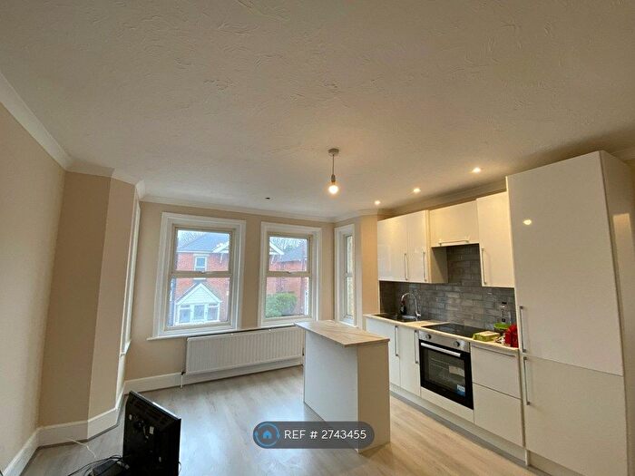 2 Bedroom Flat To Rent In Moordown, Bournemouth, BH9