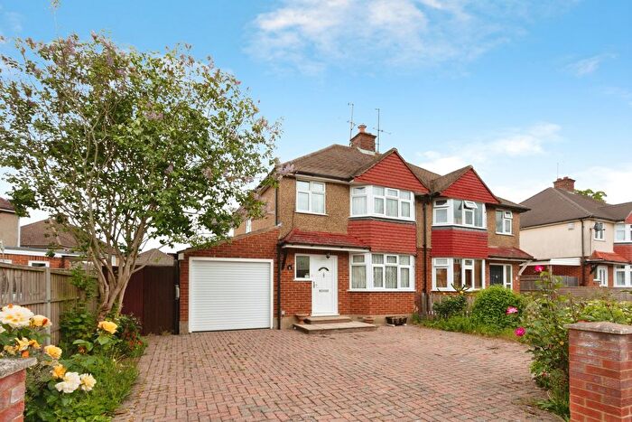 3 Bedroom Semi Detached House For Sale In Bramblys Drive, Basingstoke, Hampshire, RG21