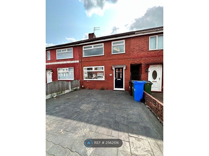 2 Bedroom Terraced House To Rent In Maddison Rd, Droylsden, Manchester, M43