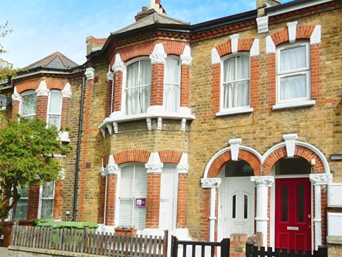 2 Bedroom Flat To Rent In Hansler Road East Dulwich, SE22
