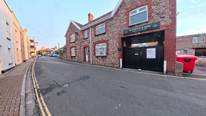 2 Bedroom Flat To Rent In Shirehampton, Bristol, BS11