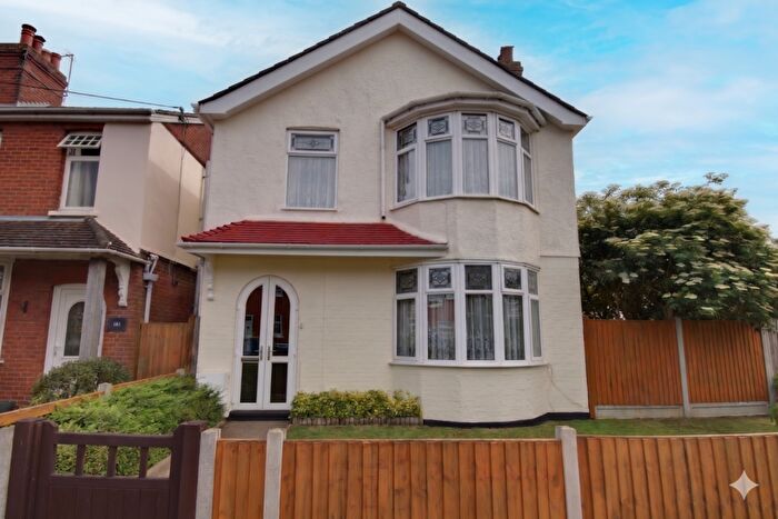 4 Bedroom Detached House For Sale In Rayne Road, Braintree, CM7