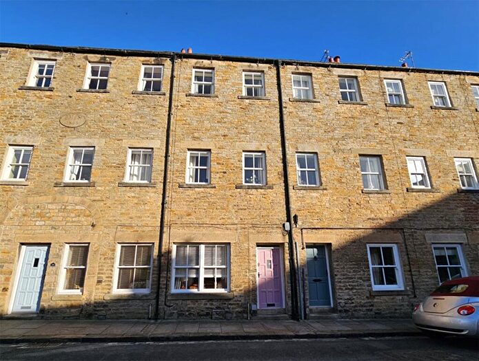 3 Bedroom Terraced House For Sale In Thorngate, Barnard Castle, Co Durham, DL12