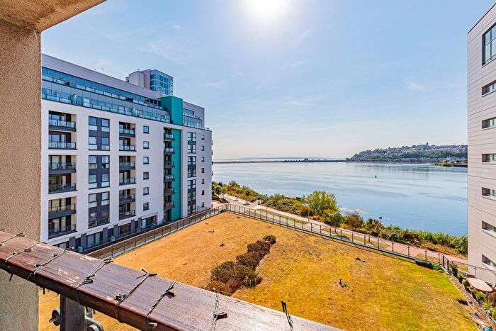 2 Bedroom Flat For Sale In Ferry Court, Cardiff, CF11