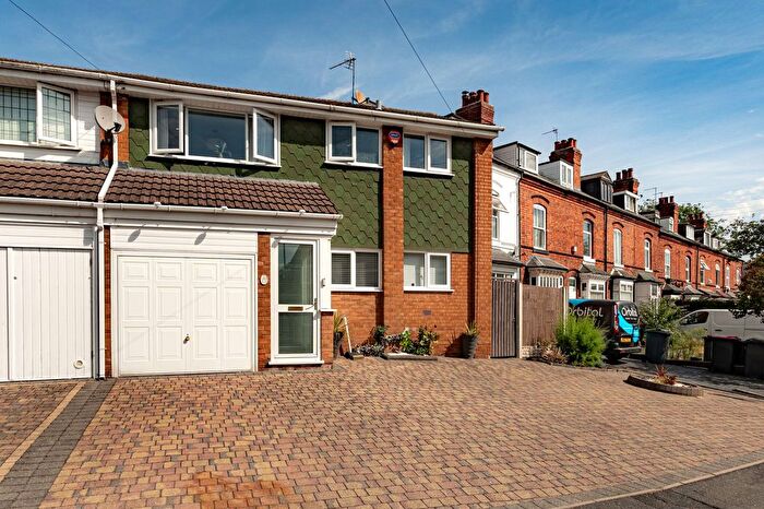 4 Bedroom Semi-Detached House For Sale In Mercer Avenue, Water Orton, B46