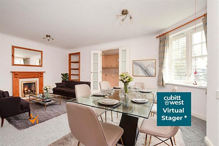 1 Bedroom Property For Sale In Massetts Road, Horley, Surrey, RH6