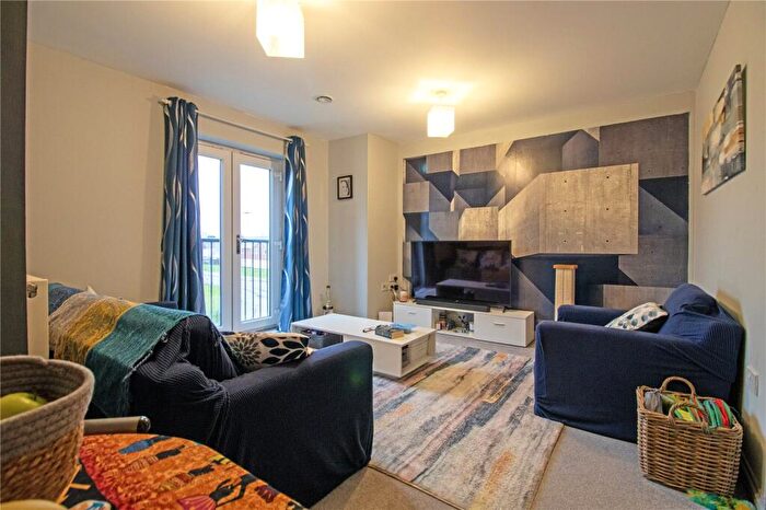 2 Bedroom Penthouse For Sale In Pintail Close, Scunthorpe, Lincolnshire, DN16