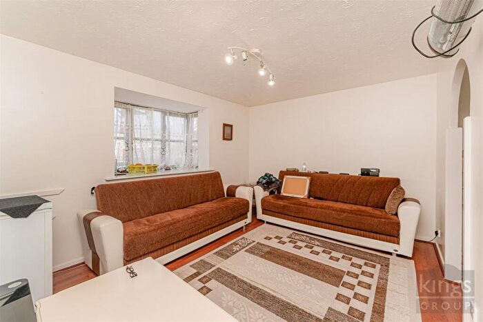 1 Bedroom Flat For Sale In Creighton Road, London, N17