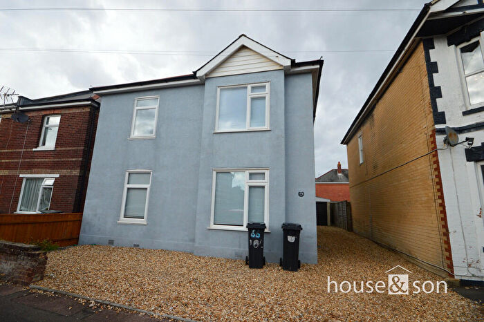 5 Bedroom Detached House To Rent In Brassey Road, Winton, Bournemouth, BH9