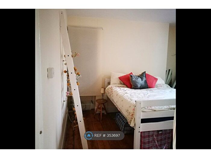 1 Bedroom Flat To Rent In Wellington Square, Hastings, TN34