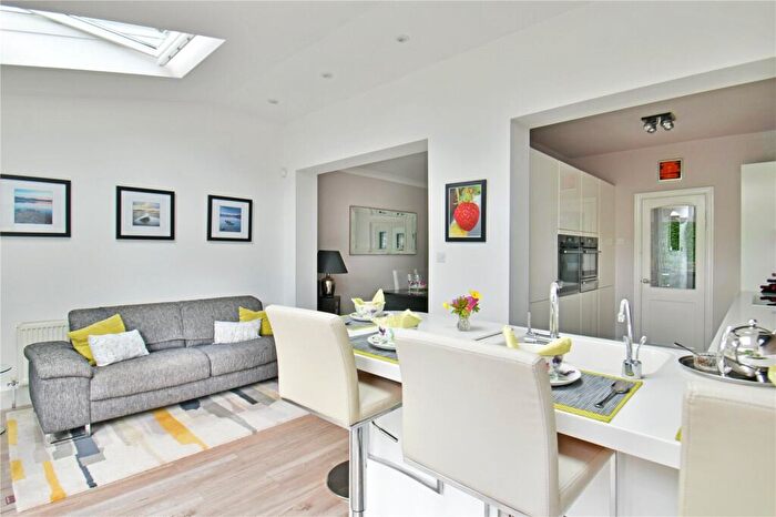 3 Bedroom Semi-Detached House For Sale In Town Lane, Denton, Tameside, M34