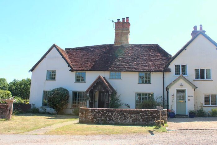 5 Bedroom Farmhouse To Rent In Knowle Lane, Cranleigh, GU6