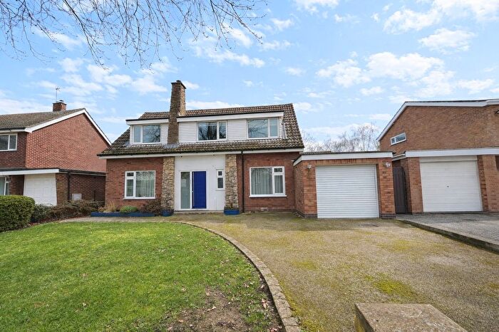 4 Bedroom Property To Rent In Polhill Avenue, Bedford, MK41