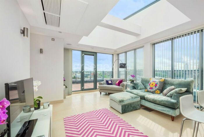 3 Bedroom Flat To Rent In Prince Of Wales Road, London, NW5