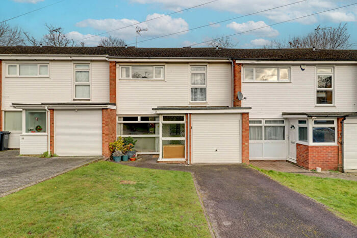 4 Bedroom Terraced House For Sale In St. Nicholas Close, Amersham, Buckinghamshire, HP7