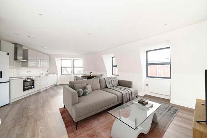 2 Bedroom Flat To Rent In Harrow Road, Kensal Green, NW10