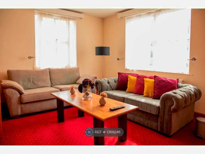 2 Bedroom Terraced House To Rent In Broad Street, Knighton, LD7