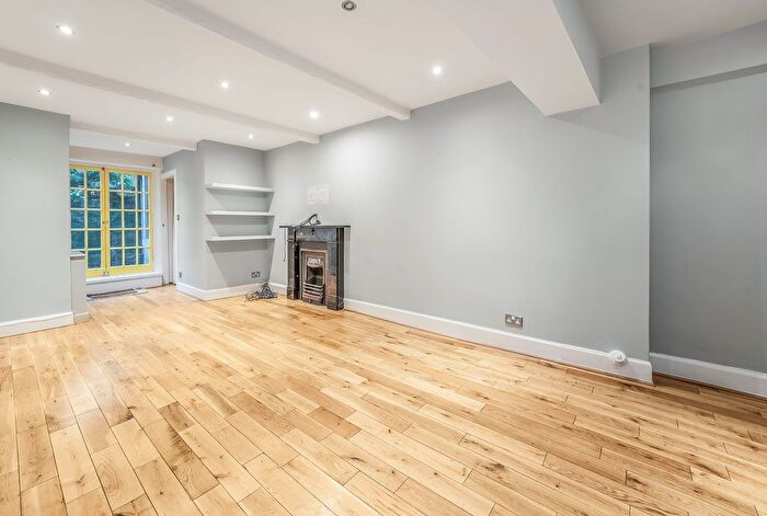 2 Bedroom Flat To Rent In Cumberland Street, New Town, Edinburgh, EH3