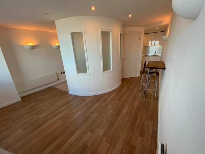 Studio To Rent In Water Lane, Leeds, LS11