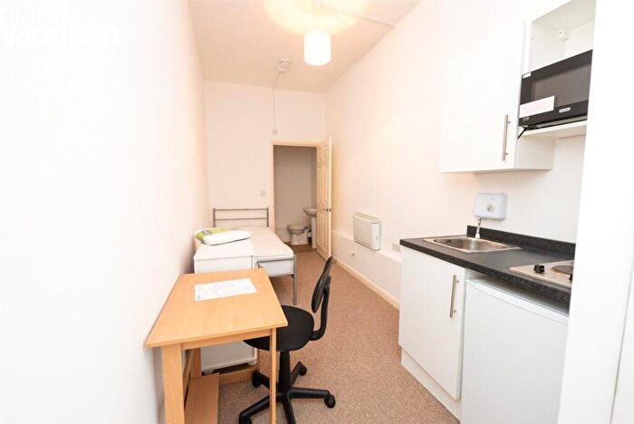 1 Bedroom Flat To Rent In George Street, Brighton, BN2