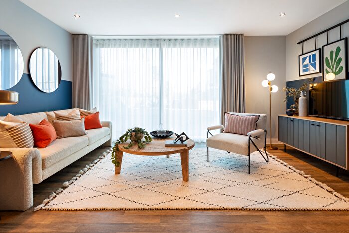 2 Bedroom Flat For Sale In Whimbrell Court, London, E10