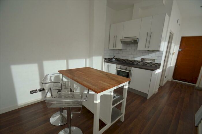 1 Bedroom Maisonette To Rent In Chipstead Valley Road, Coulsdon, CR5