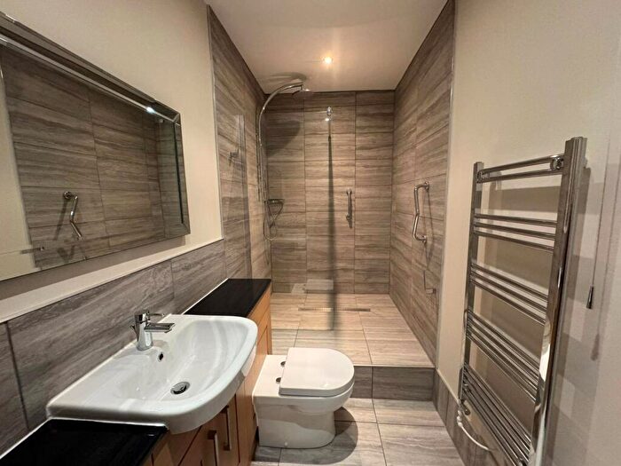 1 Bedroom Apartment To Rent In Forman House, Hucknall Road, Nottingham, Nottinghamshire, NG5