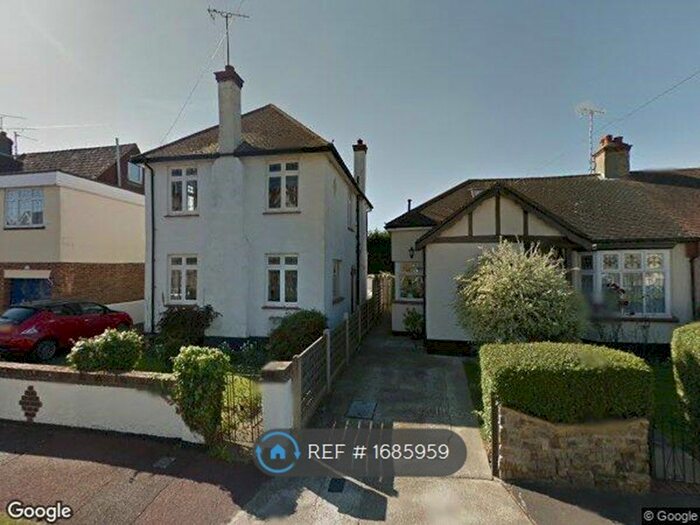 3 Bedroom Detached House To Rent In Olive Avenue, Leigh-On-Sea, SS9