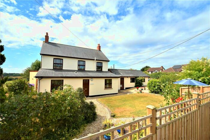 4 Bedroom Detached House For Sale In Nomansland, Tiverton, Devon, EX16
