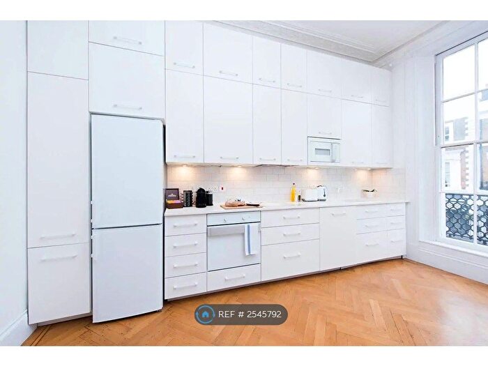 2 Bedroom Flat To Rent In Kensington, London, W14