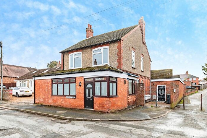 3 Bedroom Detached House For Sale In Birchall Road, Rushden, NN10