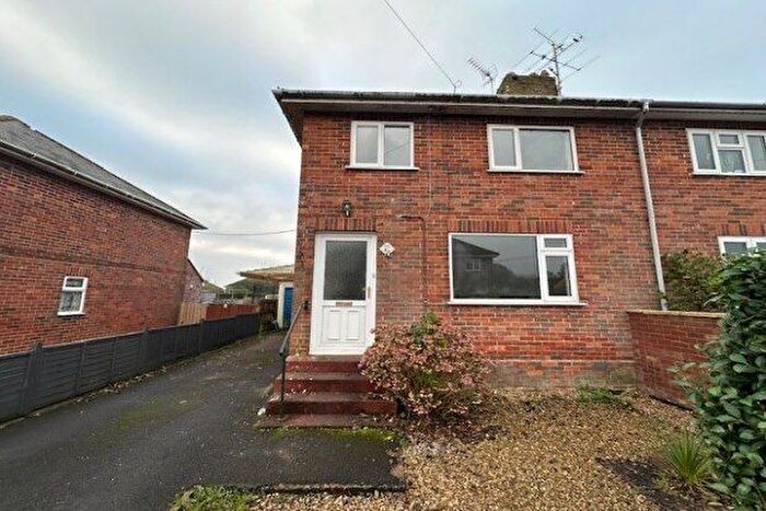 3 Bedroom Semi-Detached House To Rent In South Chard, Chard, TA20