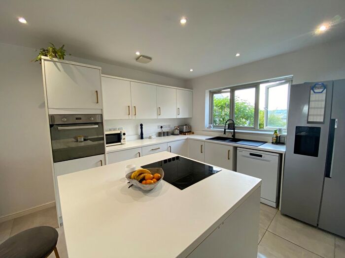 4 Bedroom Detached House To Rent In Heathland Way, Neath, SA10