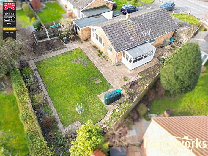 3 Bedroom Bungalow For Sale In Norwich Road, Yaxham, Dereham, NR19