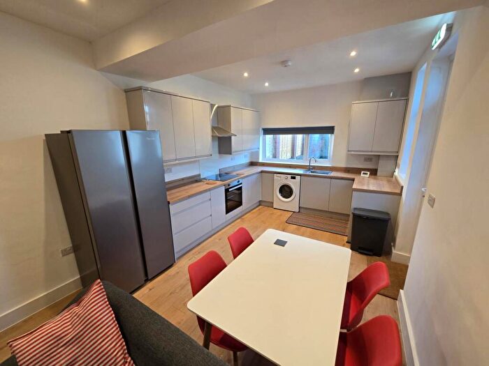 5 Bedroom House To Rent In Summerfield Avenue (Short Term), Heath, Cardiff, CF14