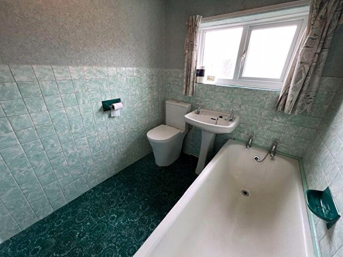 2 Bedroom Semi-Detached House For Sale In South End, Broadgate, Preston, PR1