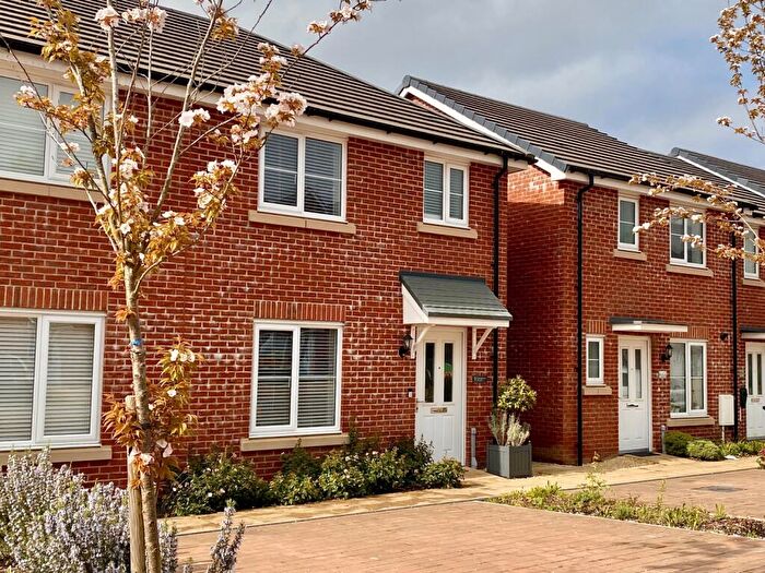 3 Bedroom Semi-Detached House For Sale In Brabazon Road, Rogerstone, NP10